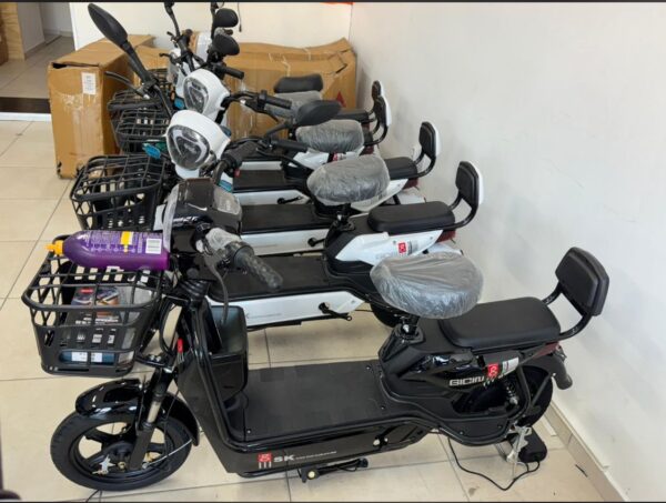 Black Electric E-Bike Scooter - Image 3