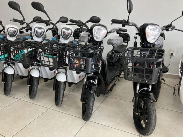 Black Electric E-Bike Scooter - Image 2
